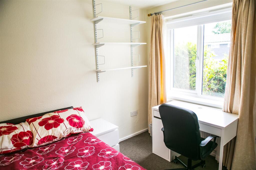 Additional image 32 of Leahurst Crescent, Harborne, Birmingham