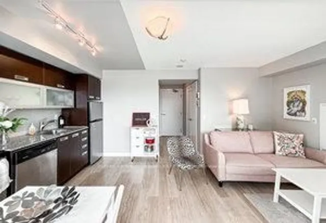 Additional image 15 of 100 Western Battery Rd Unit 1901