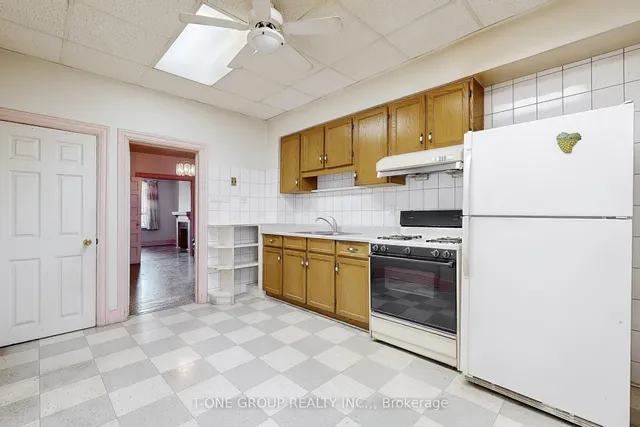 Additional image 19 of 839 Shaw St