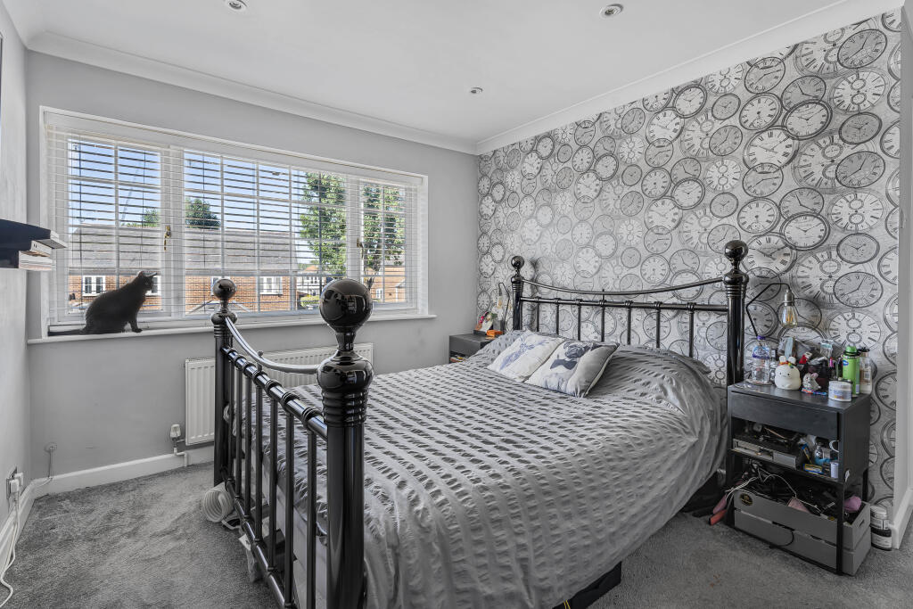 Additional image 4 of High Street, London Colney, AL2