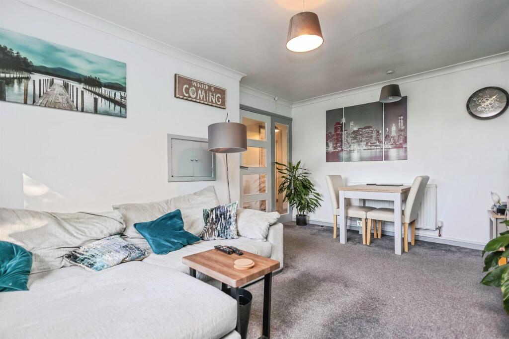 Additional image 4 of Canterbury Drive, BIRMINGHAM