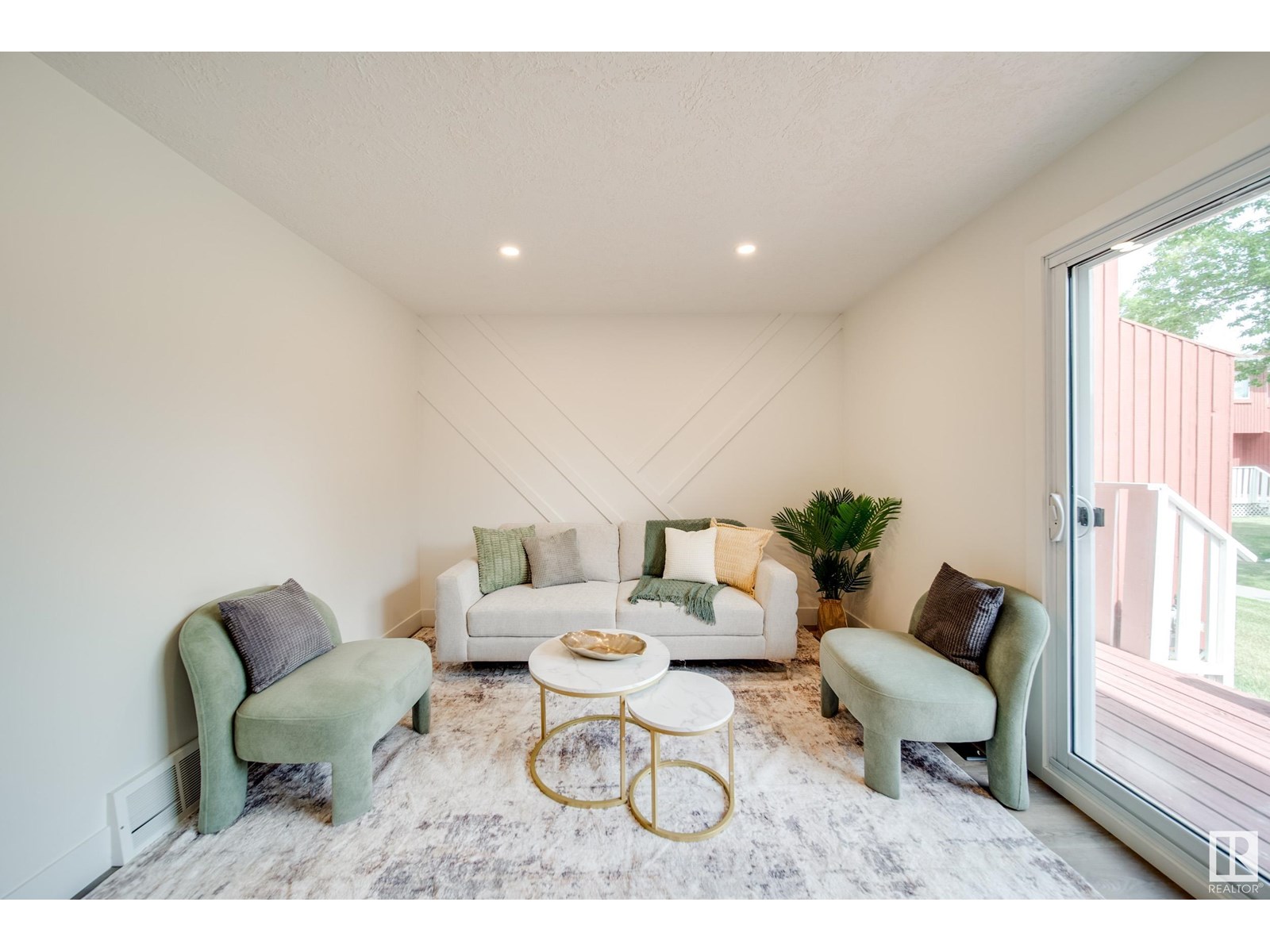 10630 BEAUMARIS RD NW|Edmonton, Alberta T5X3N4