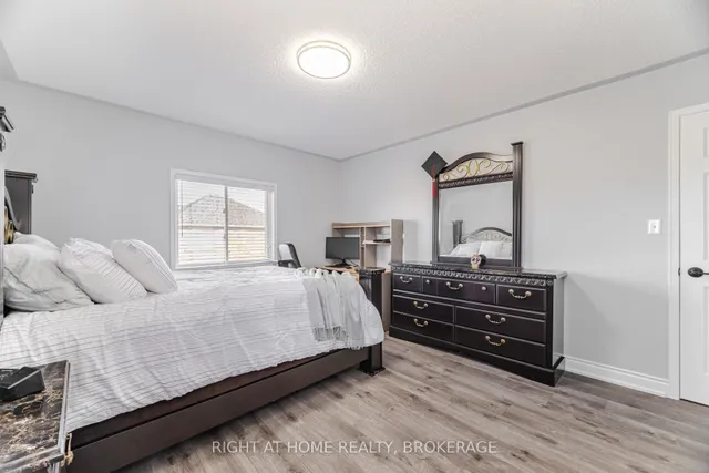 Additional image 29 of 2226 Viking Cres