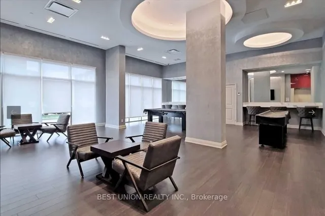 Additional image 8 of 30 Meadowglen Pl Unit 904