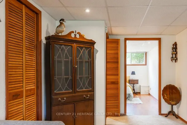 Additional image 31 of 57 Burfield Ave