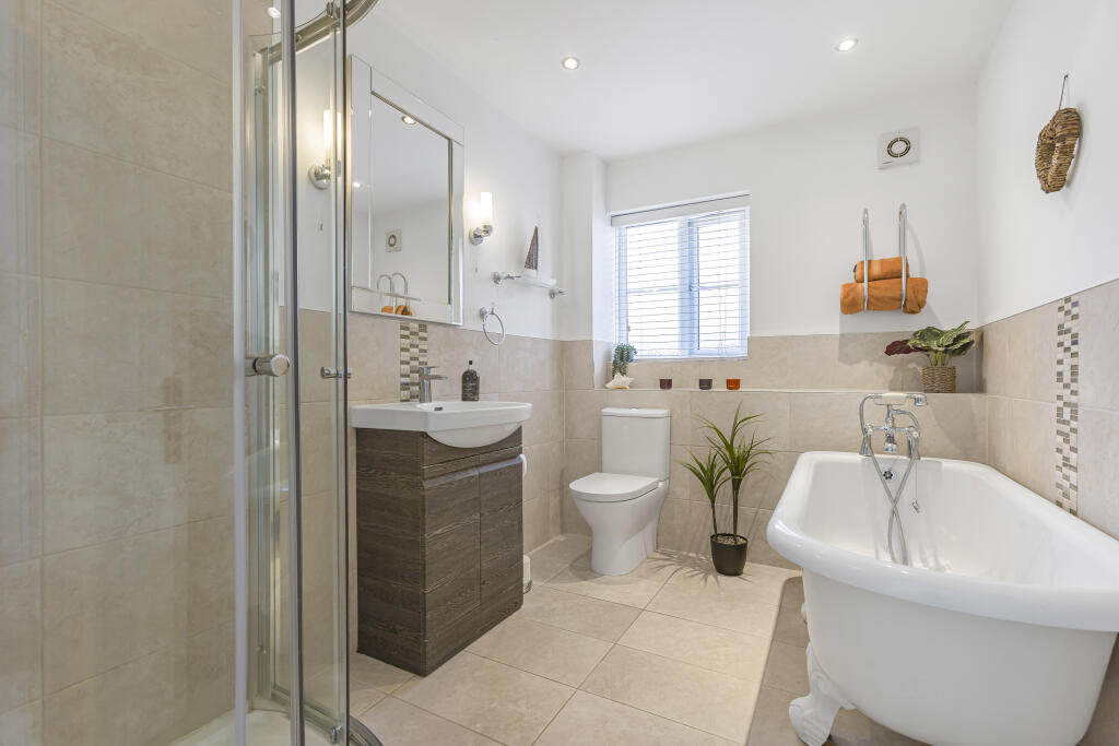 Additional image 17 of The Drive, Welwyn, Welwyn, AL6