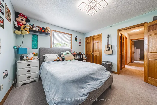 Additional image 20 of 185 COMFORT Crt