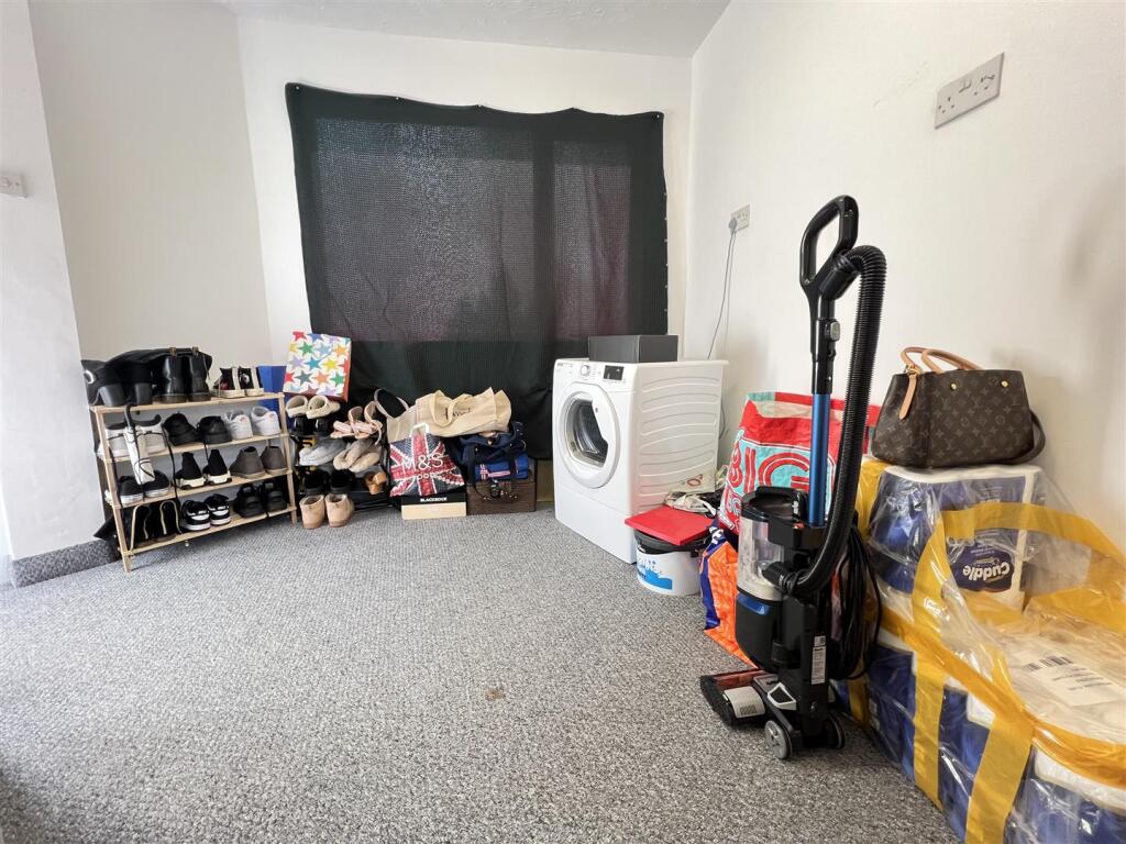 Additional image 11 of Gainsborough Crescent, Great Barr, Birmingham