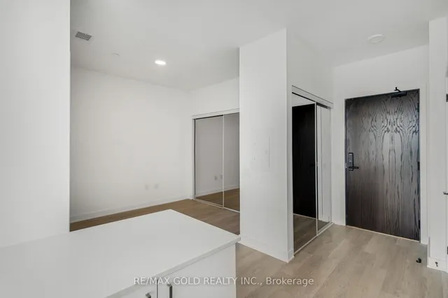 Additional image 16 of 2782 Barton St Unit 803