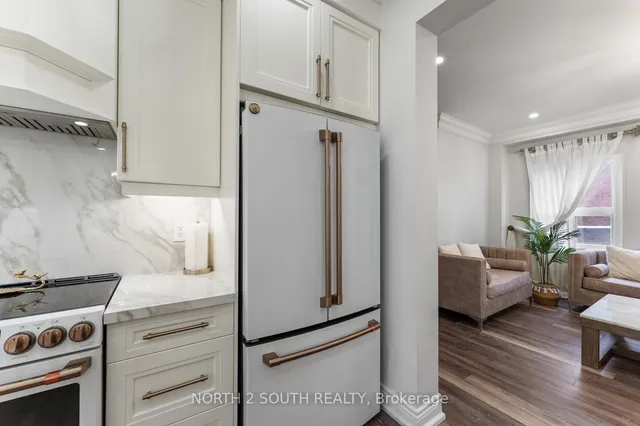 Additional image 15 of 41 Youngestar Tr