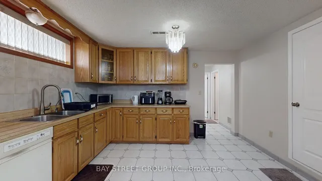 Additional image 35 of 119 Derrydown Rd