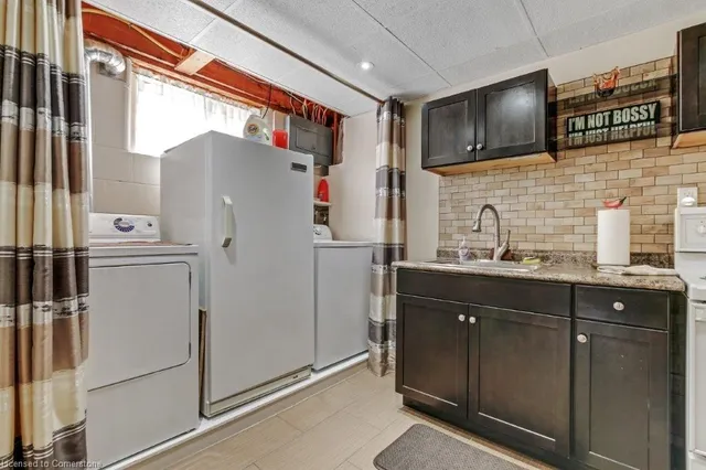 Additional image 22 of 31 Fern Pl