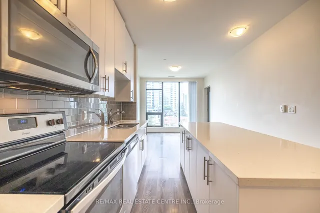 Additional image 13 of 690 King St Unit 412