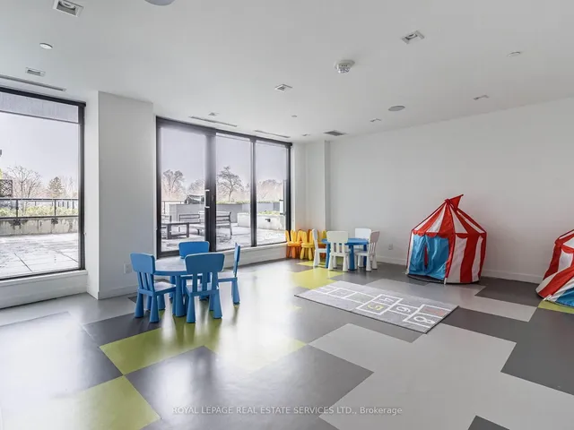 Additional image 40 of 7 Smith Cres Unit 312