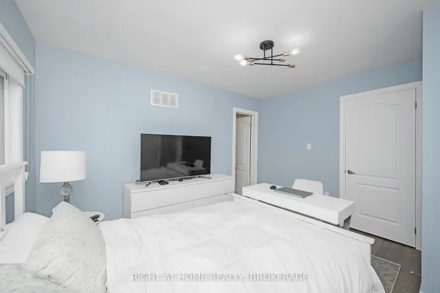 Additional image 23 of 74 Seabreeze Cres