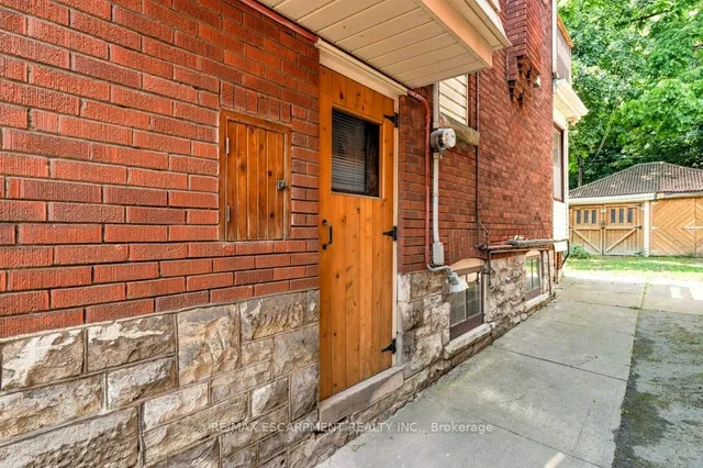Additional image 45 of 176 Sherman Ave