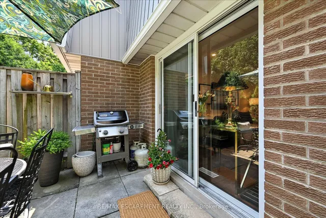 Additional image 42 of 445 Woodview Rd