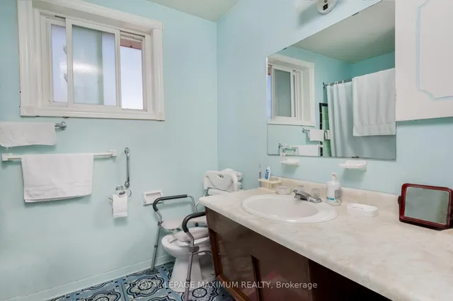 Additional image 19 of 52 Seacliff Blvd