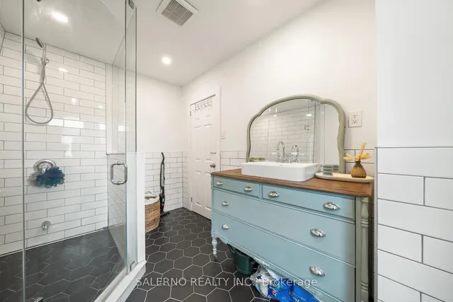 Additional image 26 of 191 Barker Ave