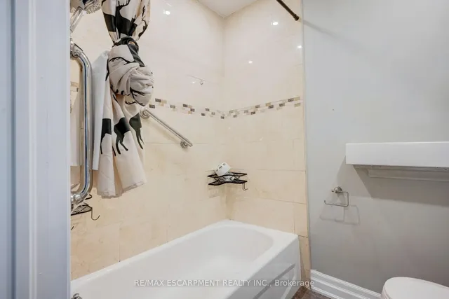 Additional image 16 of 61 Clarence St