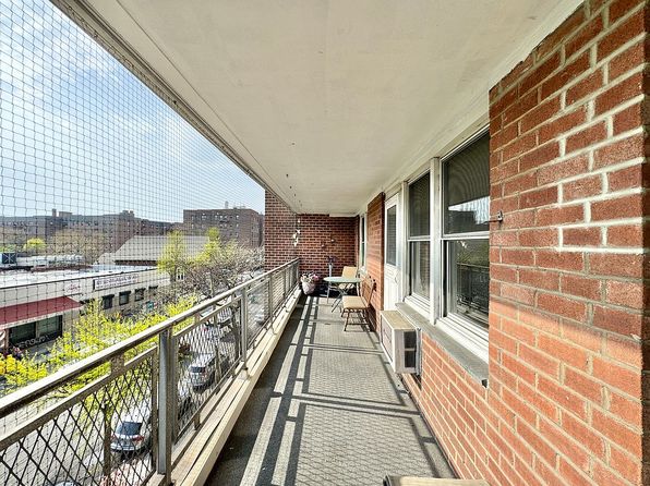 86-15 Broadway APT 4D, Elmhurst, NY 11373