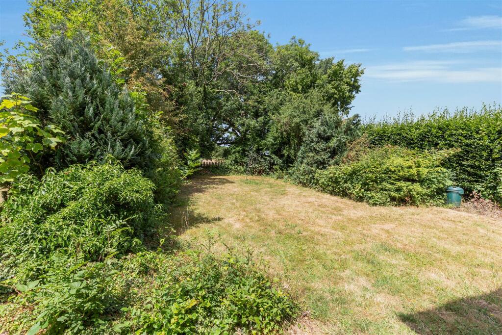 Additional image 3 of Harmer Green Lane, Welwyn