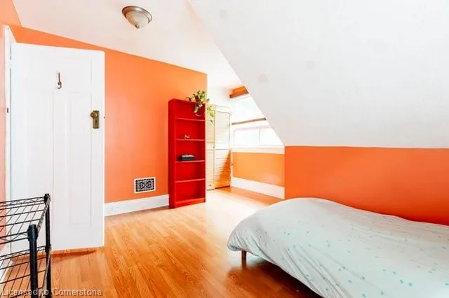 Additional image 31 of 100 Burris St