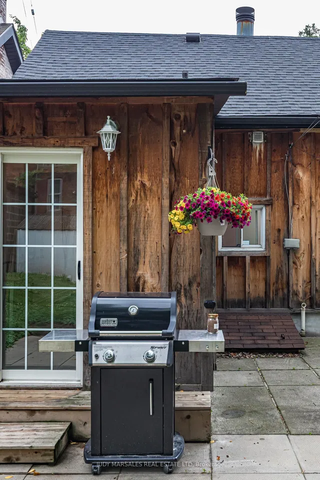 Additional image 48 of 32 Pearl St