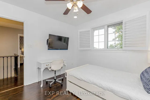 Additional image 30 of 32 Vineberg Dr