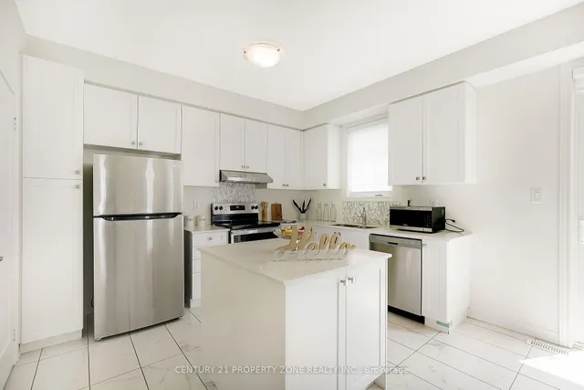 Additional image 14 of 444 Royal West Dr