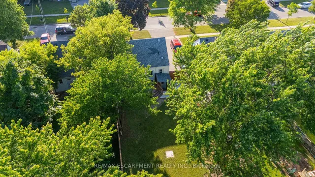 Additional image 37 of 38 Eastvale Pl