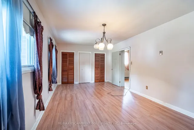 Additional image 22 of 26 MARTIN Rd