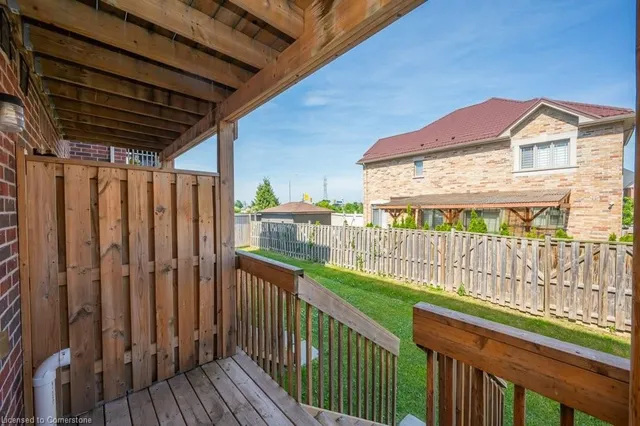 Additional image 42 of 34 Aspen Hills Road Rd Unit 3