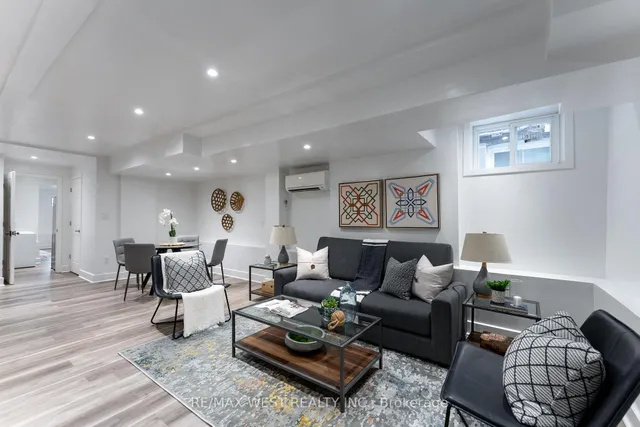 Additional image 32 of 52 Woodycrest Ave