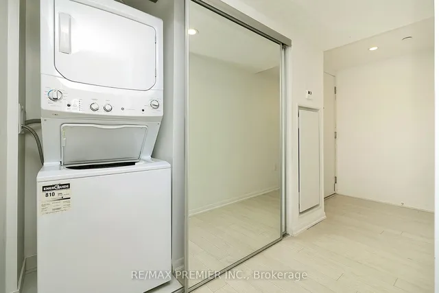 Additional image 5 of 3091 Dufferin St Unit 1303