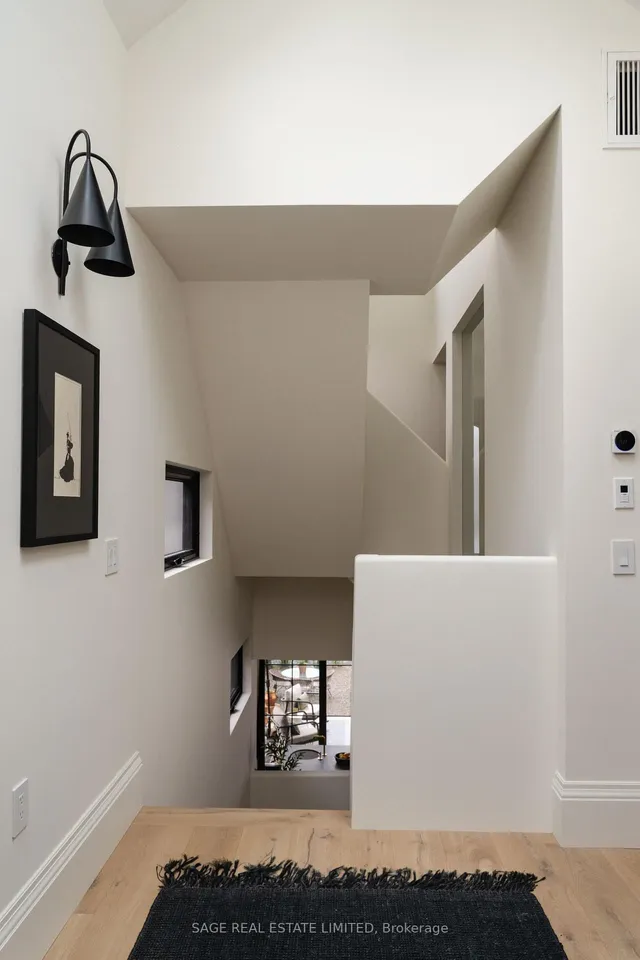 Additional image 20 of 239 Borden St