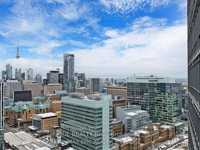 832 Bay St Unit 2208