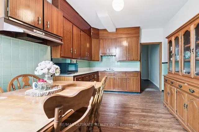 Additional image 6 of 998 Ossington Ave