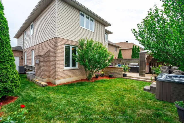 Additional image 37 of 200 SIRENTE Dr