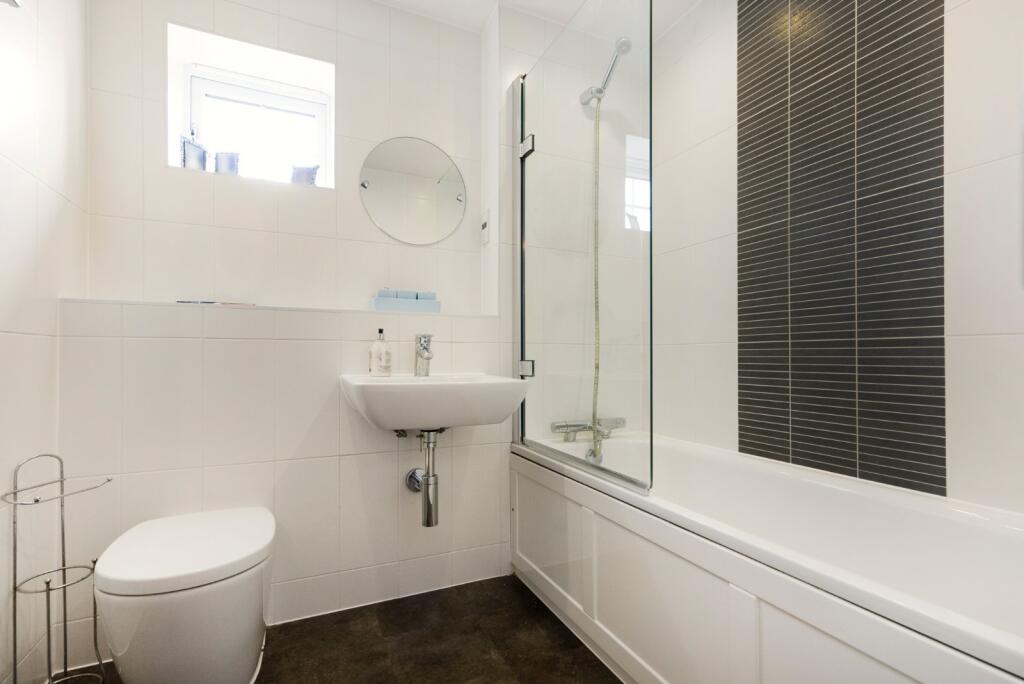 Additional image 17 of Mortimer Crescent, Kings Park, St. Albans, Hertfordshire, AL3