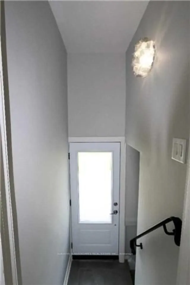 Additional image 16 of 17 Robson Pl