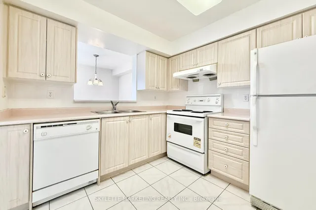 Additional image 8 of 5039 Finch Ave Unit 1109