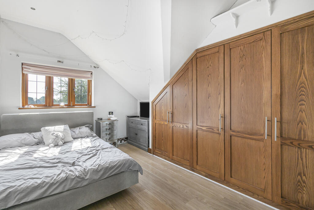 Additional image 19 of Danesbury Park Road, Welwyn, Hertfordshire, AL6