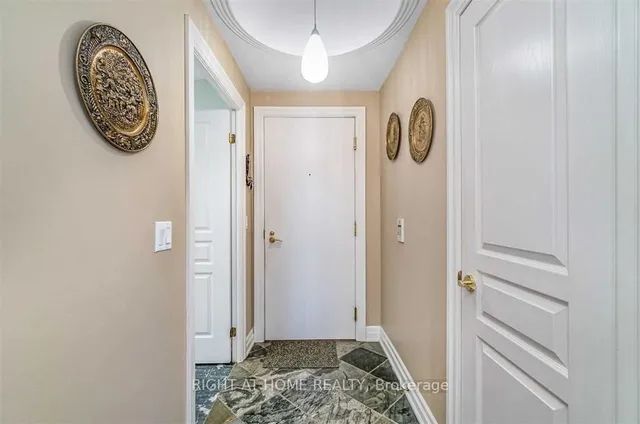 Additional image 4 of 2087 Lake Shore Blvd Unit 207