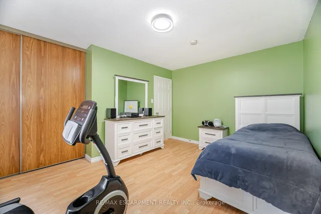 Additional image 27 of 178 Athenia Dr