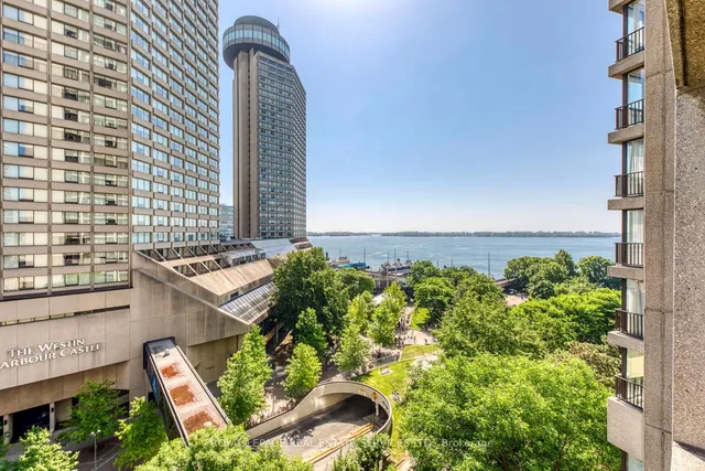 Additional image 19 of 33 Harbour Sq Unit 1032