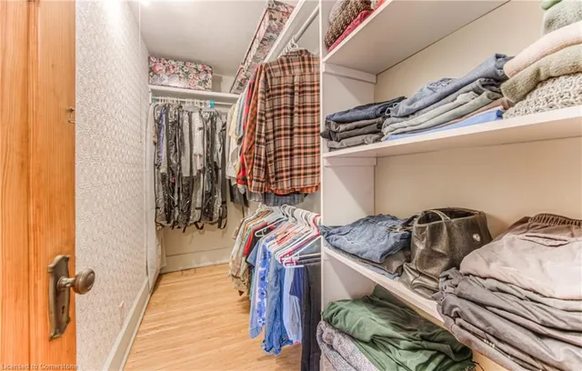 Additional image 16 of 120 Moore Ave