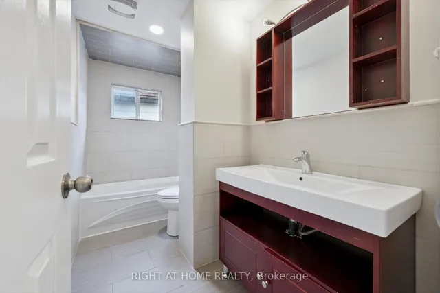 Additional image 22 of 44 Autumn Glen Circ