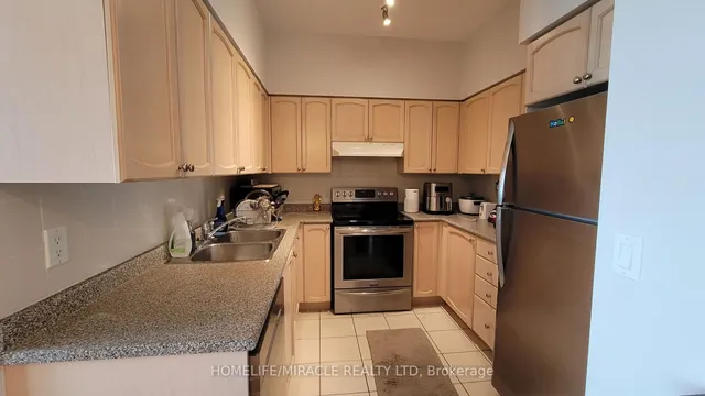 Additional image 32 of 219 Fort York Blvd Unit 2412