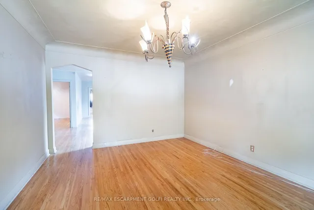 Additional image 7 of 26 MARTIN Rd